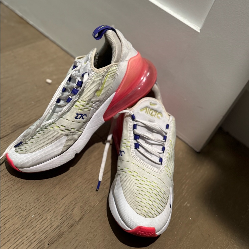 Nike Air Max 270 Cream and Pink Sneakers
